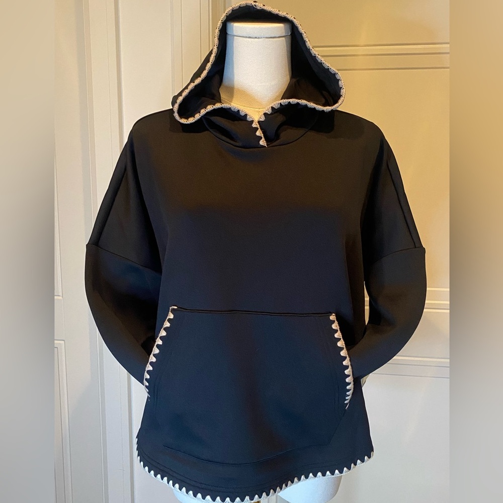 Tuckernuck Sport Black Hoodie XS/S NWT with Accent Trim